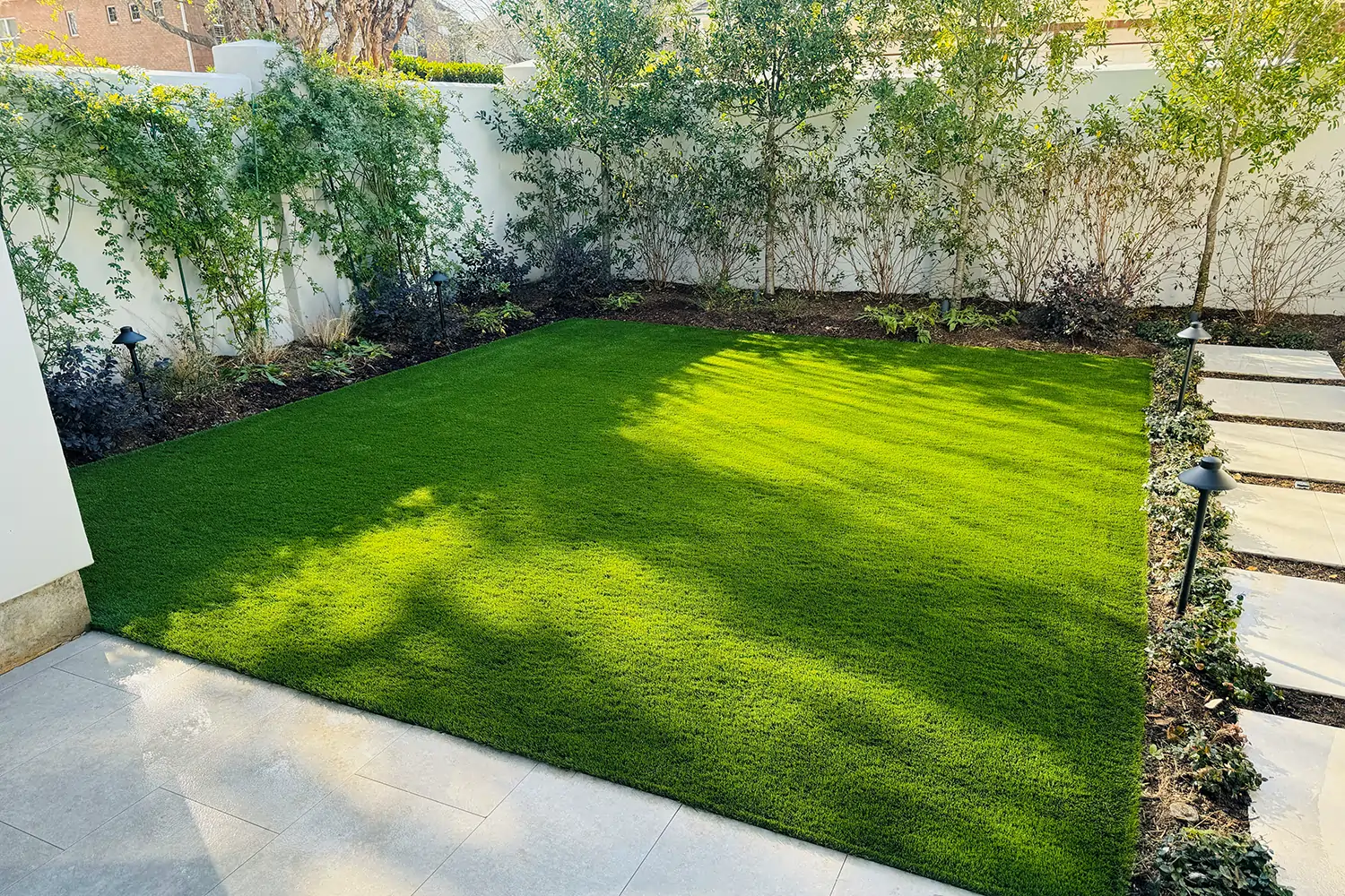 Artificial grass residential lawn installed by SYNLawn