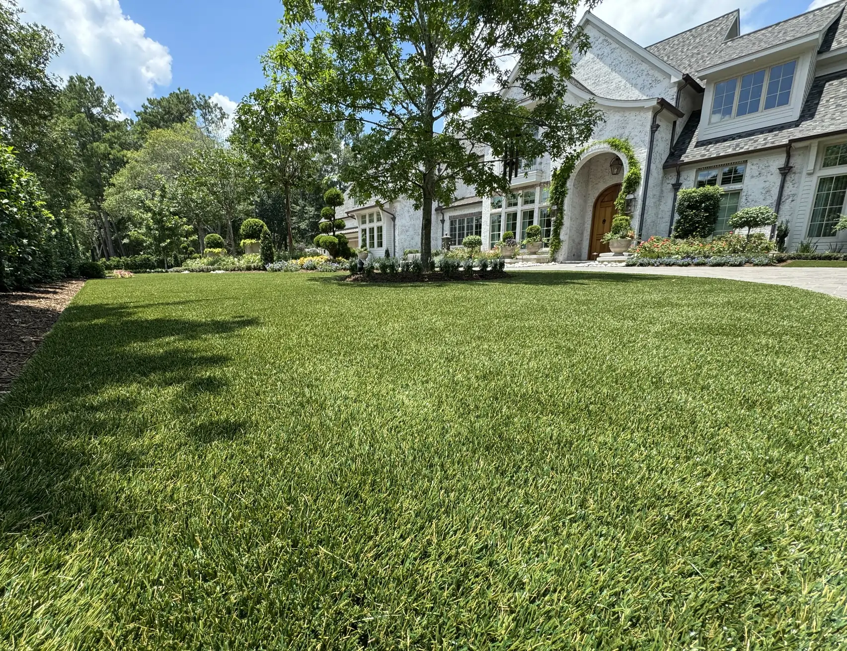 SYNLawn Houston Artificial Turf Front Lawn