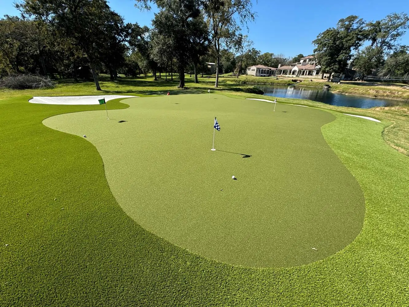 SYNLawn Houston artificial putting green turf