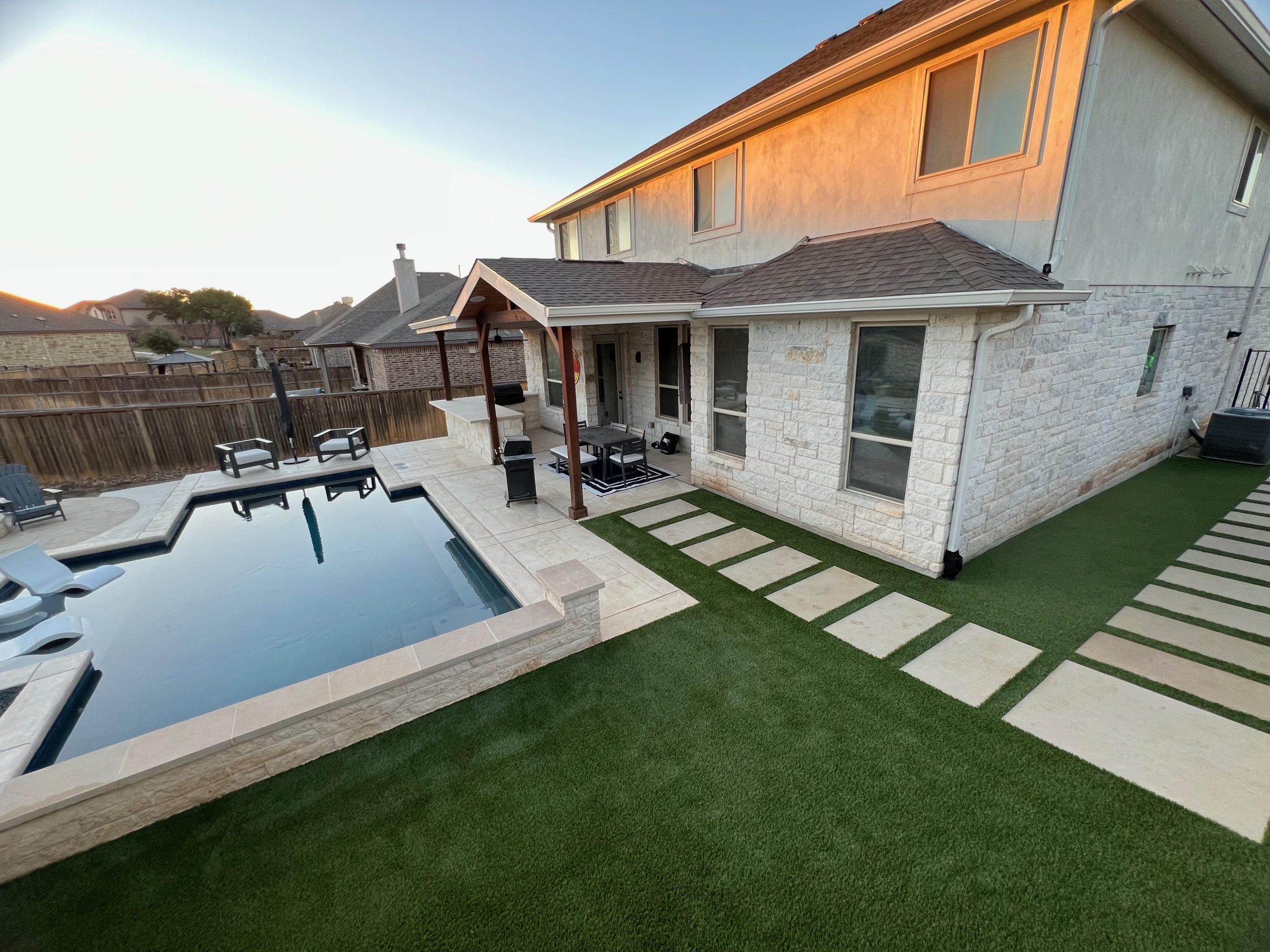 Houston Artificial Turf Pool Deck SYNLawn